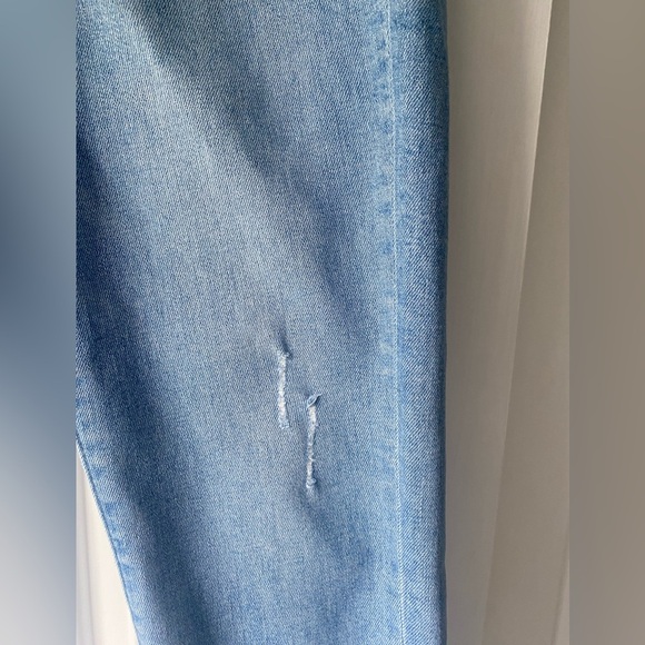 Loft High Waisted Skinny Jeans with Chewed Hems Size 4 - Picture 3 of 8